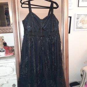 DEEP BLACK Torrid party dress lace